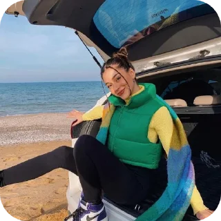 🏖 emoji 𝐦𝐞𝐥𝐭𝐞𝐦 𝐛𝐲 @igraemturk Telegram sticker 17 of 100