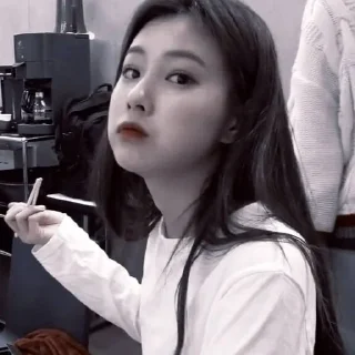 😷 emoji hyewon Telegram sticker 11 of 21