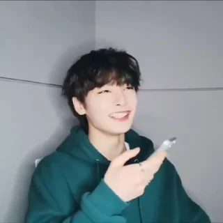 🦋 emoji ★'' JEONGIN & @LO6V3R - Telegram sticker 17 of 30