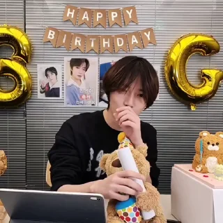 🎉 emoji beomgyu @sunsetsticks Telegram sticker 22 of 35