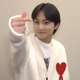 😘 emoji люблю чонвона больше жизни Telegram sticker 17 of 25