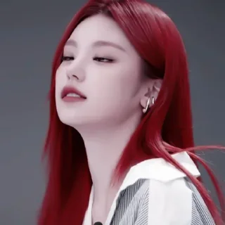 🧠 emoji yeji itzy Telegram sticker 18 of 31