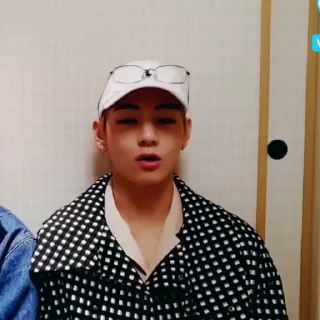 🥖 emoji taehyung : @heslu @jeonlie Telegram sticker 16 of 30