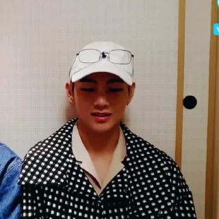 🥖 emoji taehyung : @heslu @jeonlie Telegram sticker 18 of 30