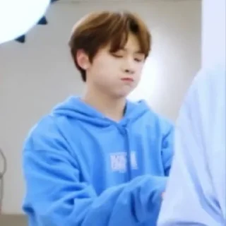 😗 emoji ZB1 @zerobaseone_albums Telegram sticker 11 of 99
