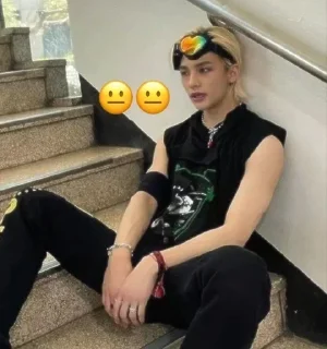 Sticker from hyunin by @yukayoarchhh