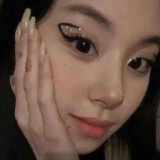 Sticker from chaeyoung / чеён от @wunruby .
