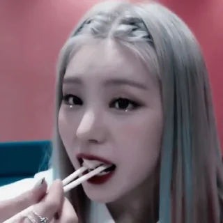 🧠 emoji yeji itzy Telegram sticker 9 of 31