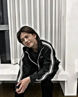 😘 emoji Соня🔙🚪ова Telegram sticker 9 of 10