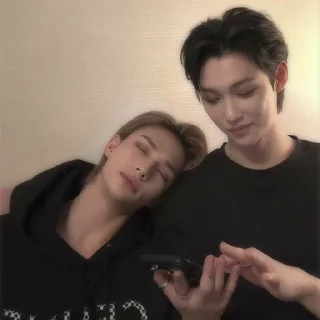Sticker from Hyunlix