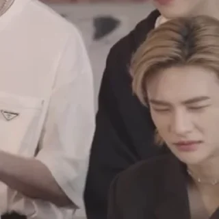 🧚‍♂️ emoji ааа кырэ.. Telegram sticker 18 of 50