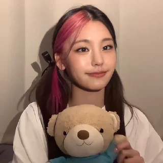 Sticker from yeji :: ITZY @xvvhsg