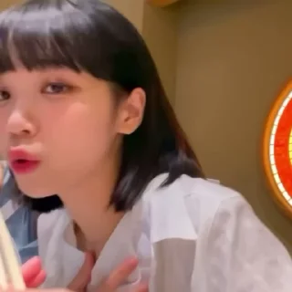 Sticker from chaewon💋