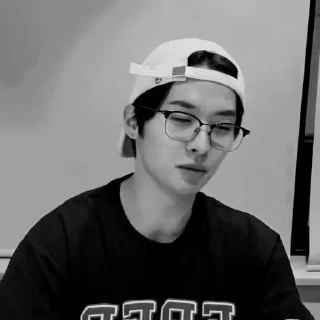 🎹 emoji Minho by @rokkihelp B&W Telegram sticker 9 of 30