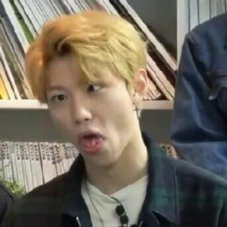 🤪 emoji кпоп Telegram sticker 10 of 54