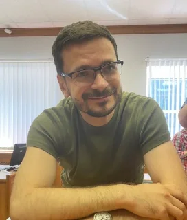 🤭 emoji Илья Валерьевич Telegram sticker 22 of 23