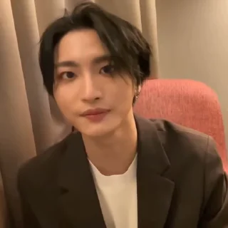 👾 emoji Seonghwa Telegram sticker 19 of 40