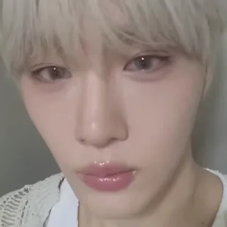 💱 emoji @Vm0n7 hyunsuk Telegram sticker 8 of 30