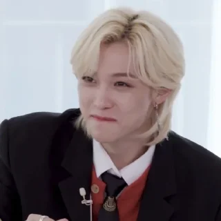 😅 emoji Феликс- мой биас! Telegram sticker 16 of 42