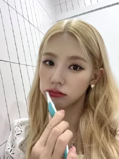 🌟 emoji 💋(G)i-dle💋 Telegram sticker 24 of 53