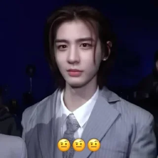 🤨 emoji ihan ^_^ Telegram sticker 15 of 45