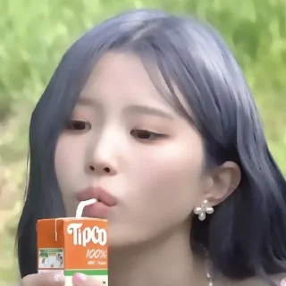 🪕 emoji #. hayoung [ @misakostickers ] Telegram sticker 15 of 30