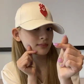 🙇‍♀️ emoji ✿⁠⋌Seeun Stayc⋋⁠✿ ⁠ Telegram sticker 13 of 26