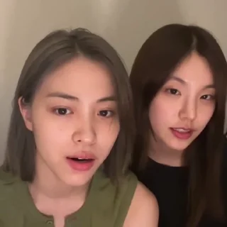 📷 emoji ryujin/lia/yeji@MI4UHL Telegram sticker 3 of 21