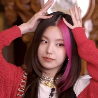 💌 emoji yeji lu!! 💌 Telegram sticker 14 of 105