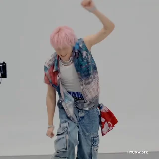 👖 emoji Taeyong ⤷ @nctmisfitstk Telegram sticker 6 of 33