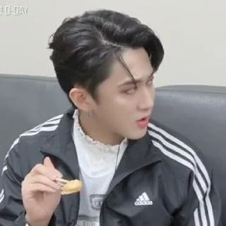 🙄 emoji чанбинчик Telegram sticker 22 of 30