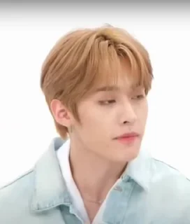 😐 emoji kpop Telegram sticker 9 of 43