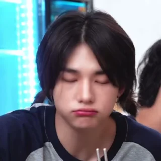 😒 emoji помогите c6urve Telegram sticker 7 of 50