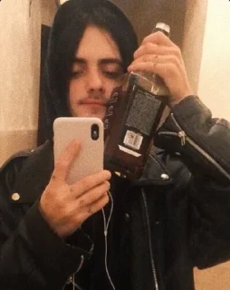 🥃 emoji Кирилл лифчик Telegram sticker 8 of 23
