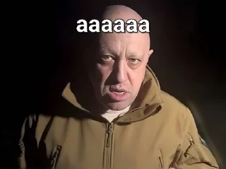 😡 emoji здарова (@taktoblat) Telegram sticker 15 of 17