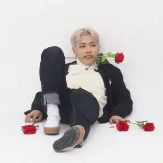 😘 emoji Эйтиз Telegram sticker 14 of 83