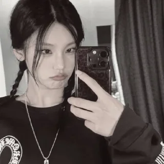 🕷️ emoji yeji @yeonjununnie Telegram sticker 24 of 30