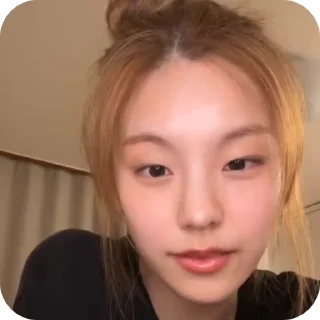 🌟 emoji yeji Telegram sticker 5 of 11
