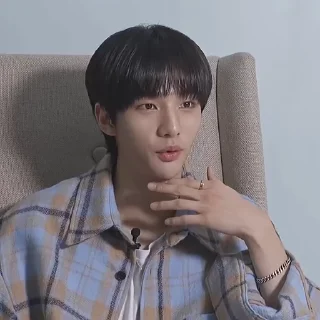 💋 emoji hyunjin by @help_jenn Telegram sticker 18 of 30
