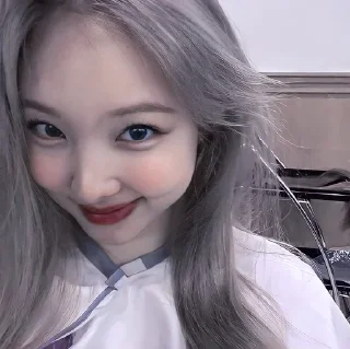 🍀 emoji 🍀"nayeon by" @helpdedocikaidaniela Telegram sticker 18 of 32