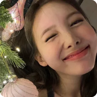 🌟 emoji Nayeon Christmas Telegram sticker 7 of 29