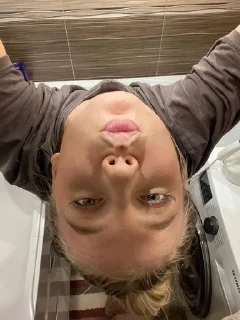 🥺 emoji блондинОЧКА Telegram sticker 9 of 13