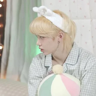 😇 emoji felix stray kids by @lllisaaaaa Telegram sticker 15 of 30