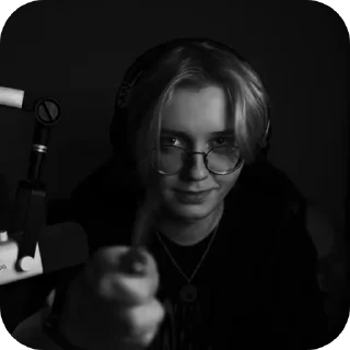 👍 emoji завертин правит миром Telegram sticker 20 of 24