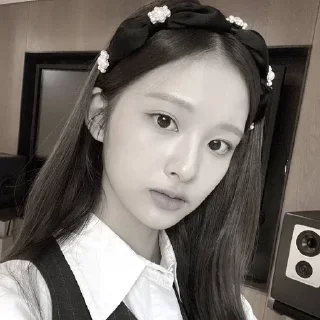 📷 emoji Sullyoon. Telegram sticker 18 of 72