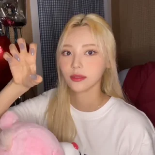 💫 emoji &' jinsoul ‼️ @msp1x Telegram sticker 18 of 30