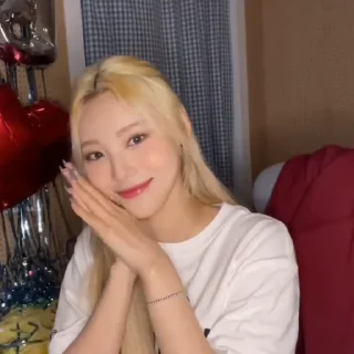 💫 emoji &' jinsoul ‼️ @msp1x Telegram sticker 5 of 30