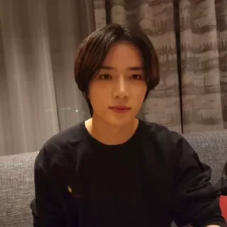 Sticker from beomgyu @yeonjununnie