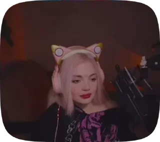 😏 emoji мама даша Telegram sticker 21 of 29