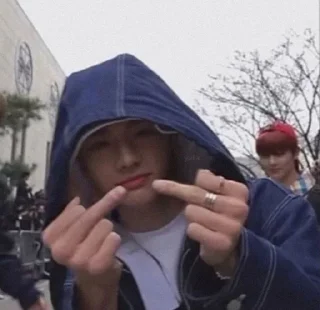 🥰 emoji Мы к-поперы и нам весело 2.0 Telegram sticker 8 of 50